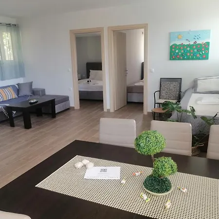 κτημα παυλομπεη Olive & Sea Appartement *