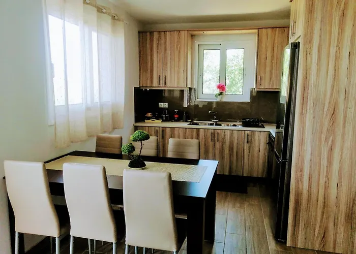 κτημα παυλομπεη Olive & Sea